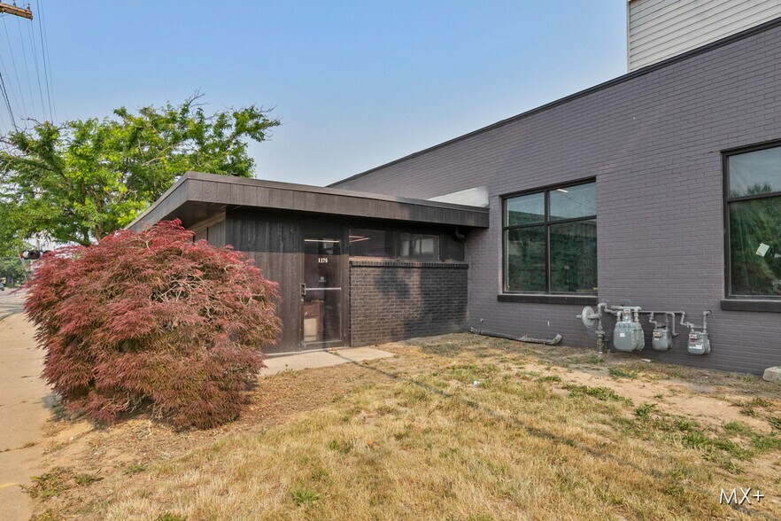 1175 Burton St SE, Grand Rapids, MI 49507 Industrial for Sale