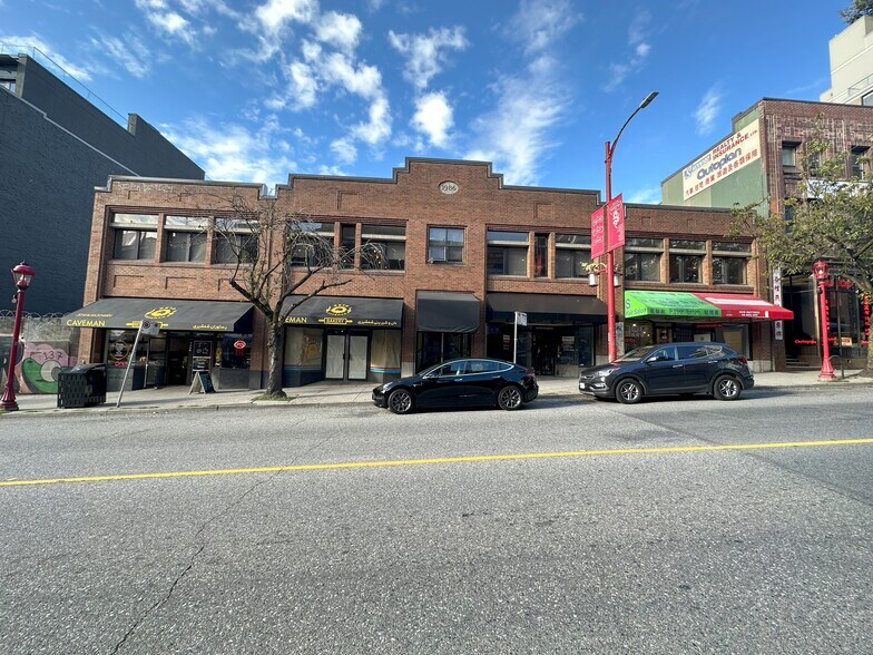 139 Keefer St, Vancouver, BC for lease - Building Photo - Image 2 of 6