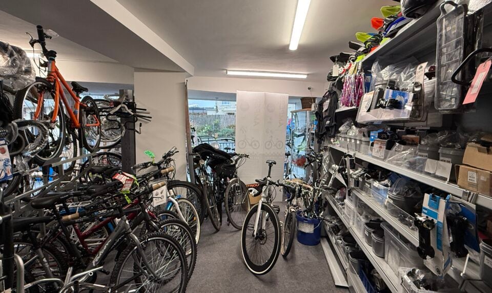 4-5 Piermont Pl, Dawlish for sale Interior Photo- Image 1 of 4