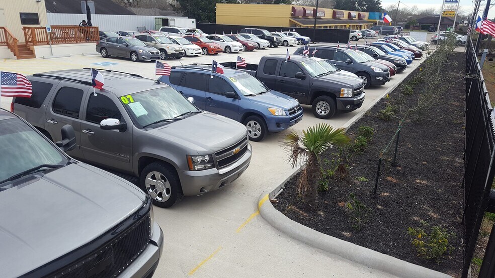 7301 Synott Rd, Houston, TX 77083