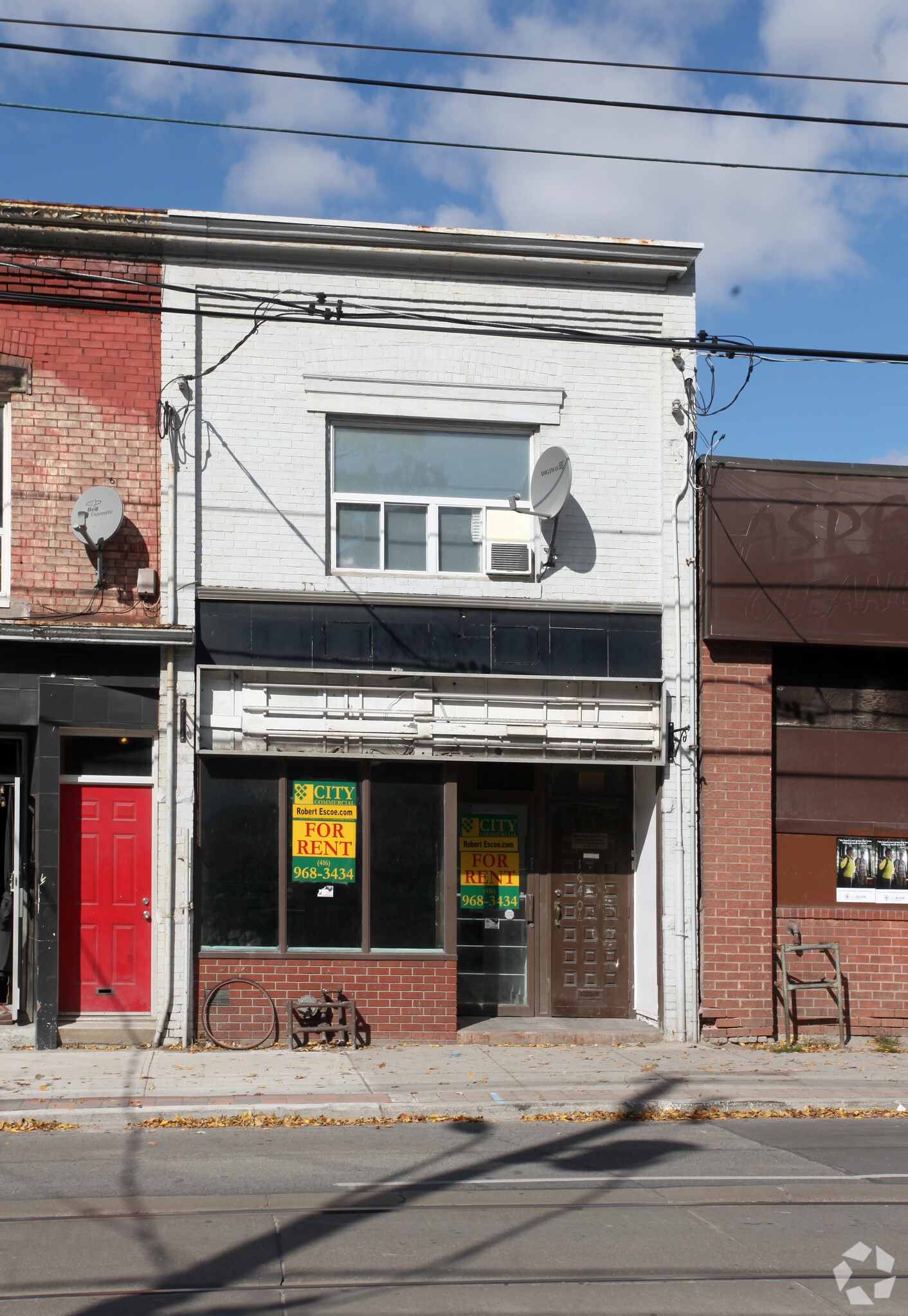 1640 Queen St, Toronto, ON for lease Primary Photo- Image 1 of 5