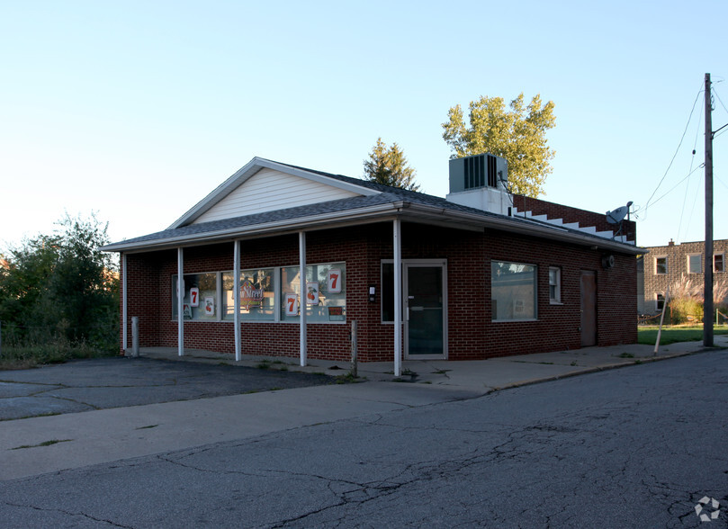 11 E Main St, Shelby, OH for sale - Primary Photo - Image 1 of 1