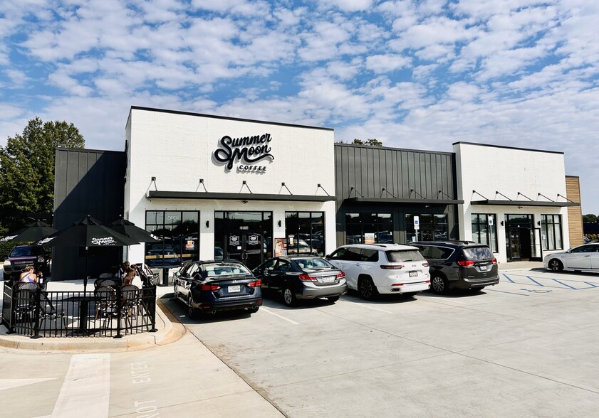 2201 Woodruff Rd, Simpsonville, SC for sale - Building Photo - Image 1 of 1