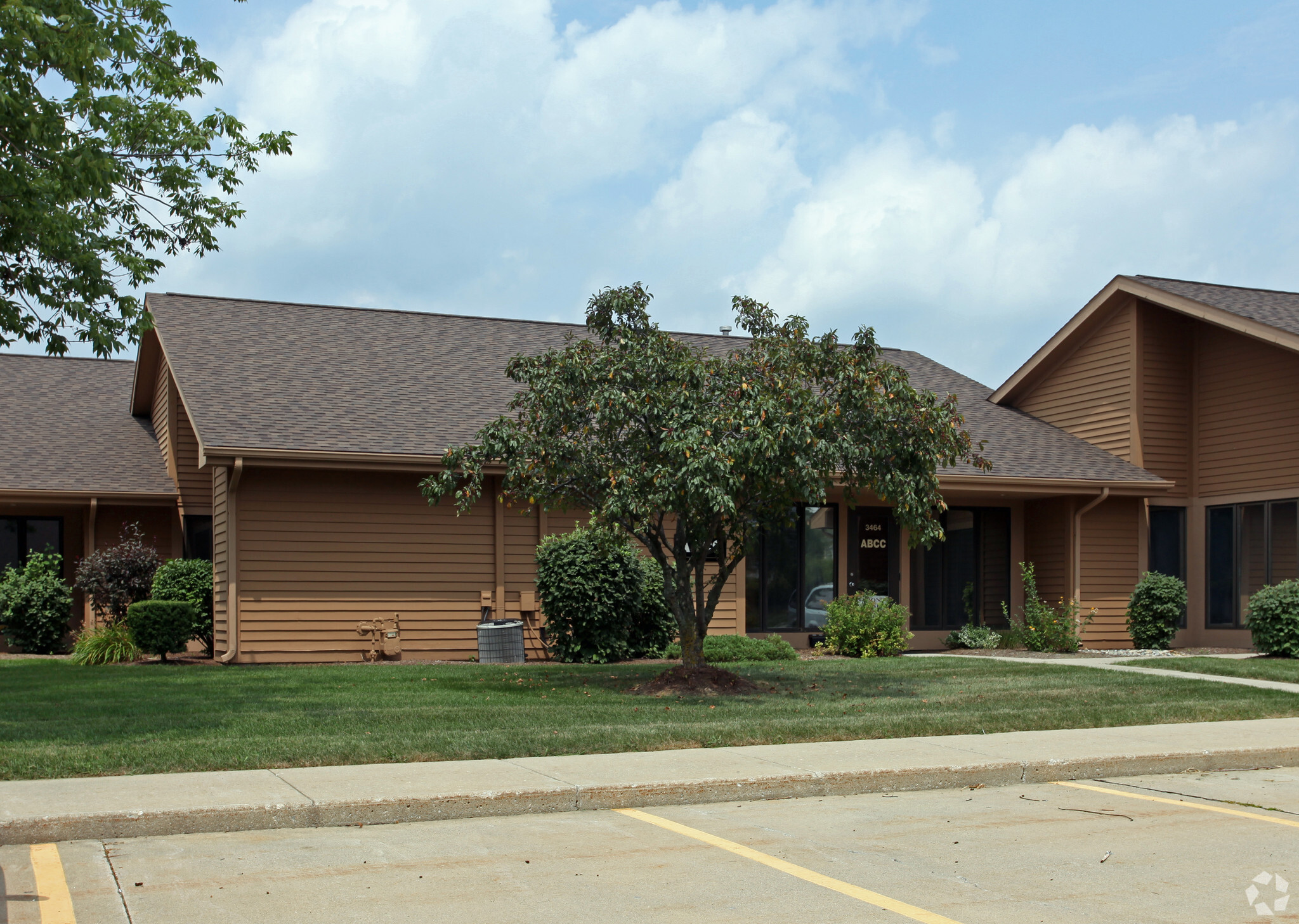 3464 Stellhorn Rd, Fort Wayne, IN for sale Primary Photo- Image 1 of 3