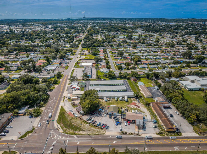 2033 Grand Blvd, Holiday, FL for sale - Building Photo - Image 3 of 51