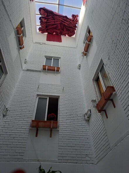 Office in Córdoba for sale - Building Photo - Image 1 of 49