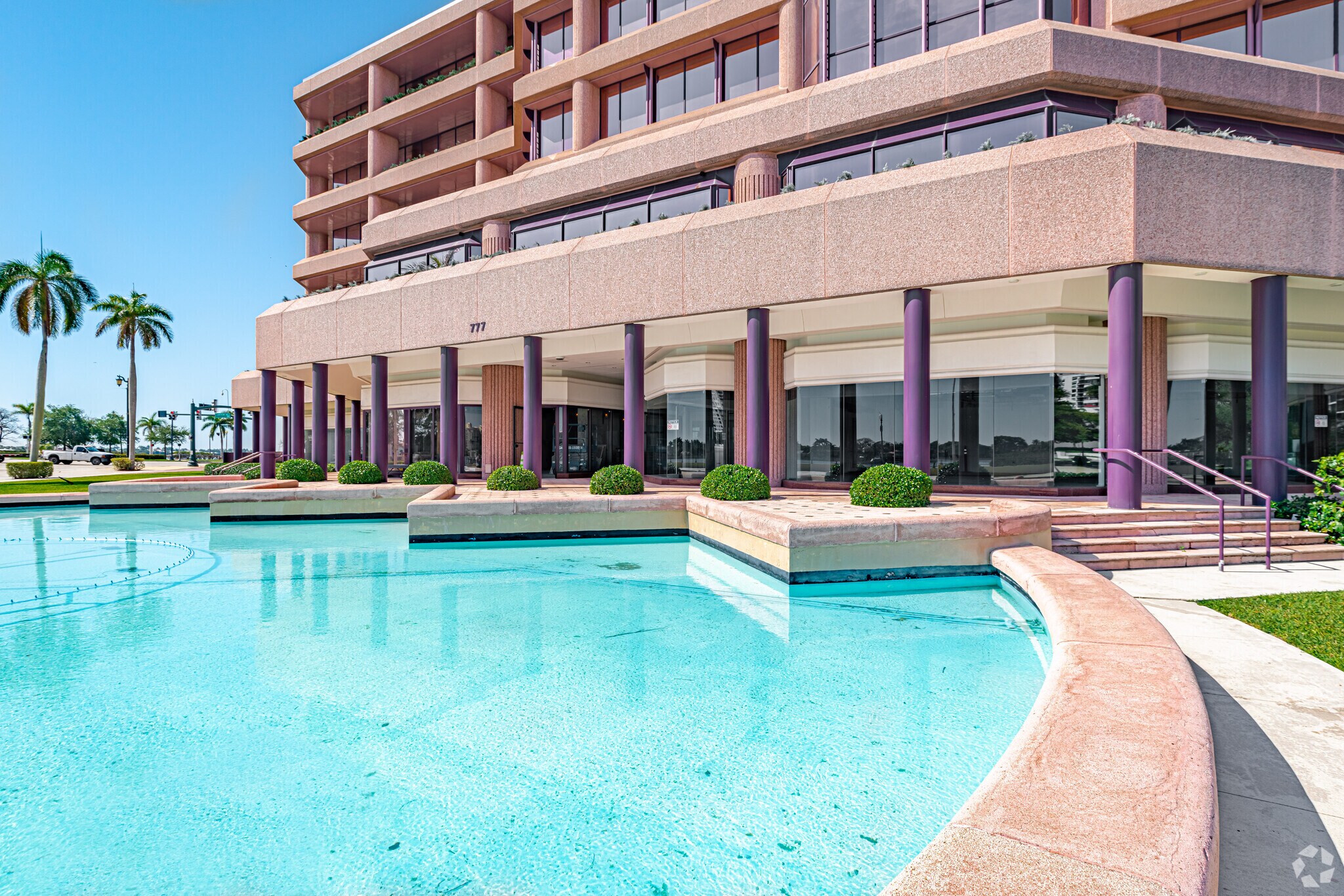 777 S Flagler Dr, West Palm Beach, FL 33401 Phillips Point (East