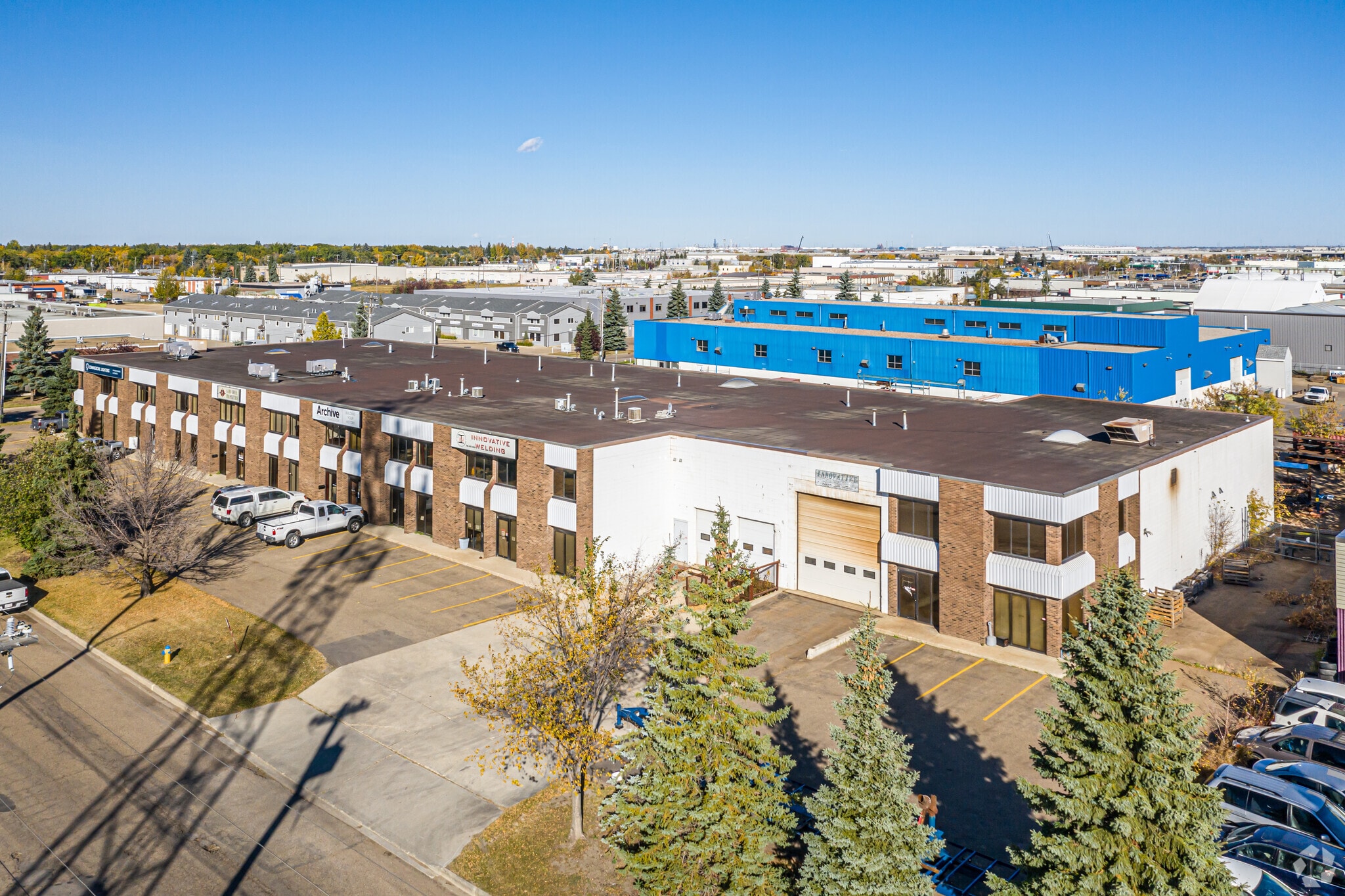 5905-5919 90 St NW, Edmonton, AB for sale Primary Photo- Image 1 of 1