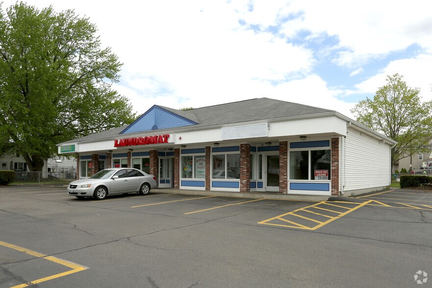 1173 Social St, Woonsocket, RI for sale - Primary Photo - Image 1 of 1