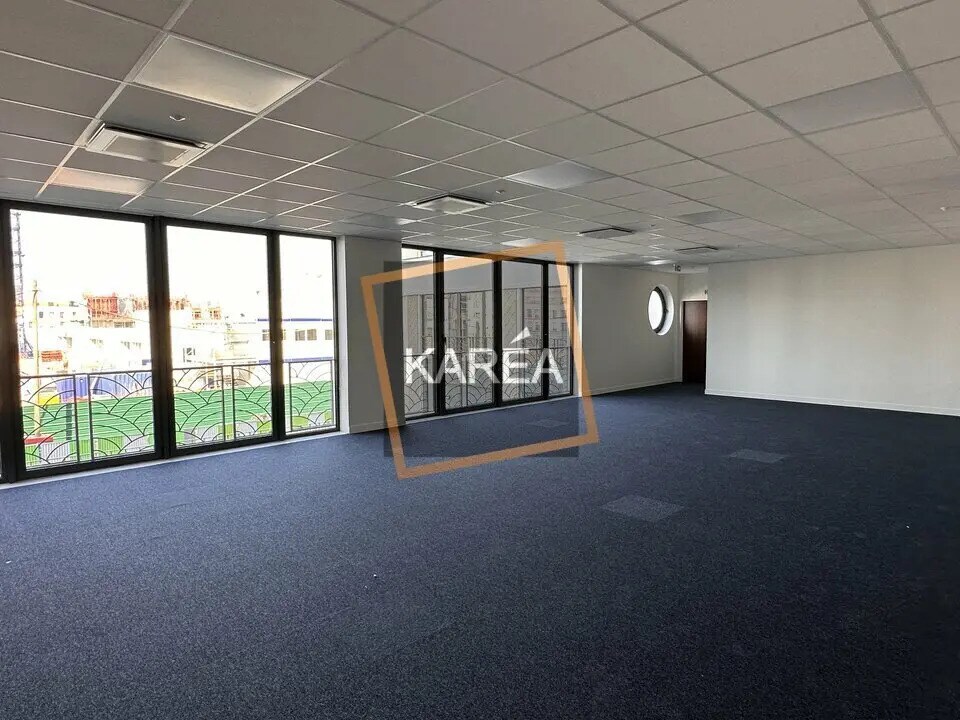 Location Bureaux 97 m² à 718 m² - Photo 1