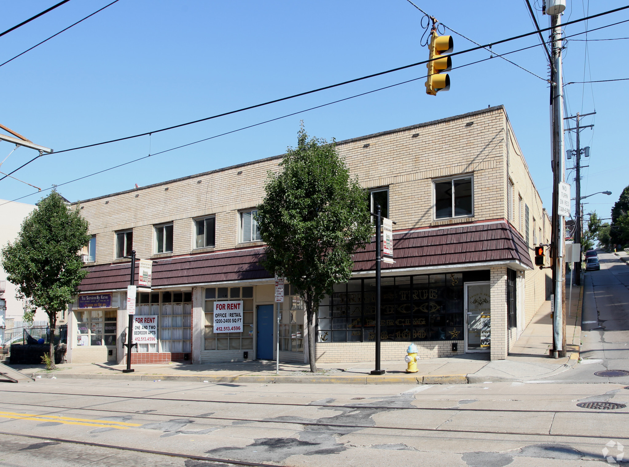 749-755 E Warrington Ave, Pittsburgh, PA for lease Primary Photo- Image 1 of 35