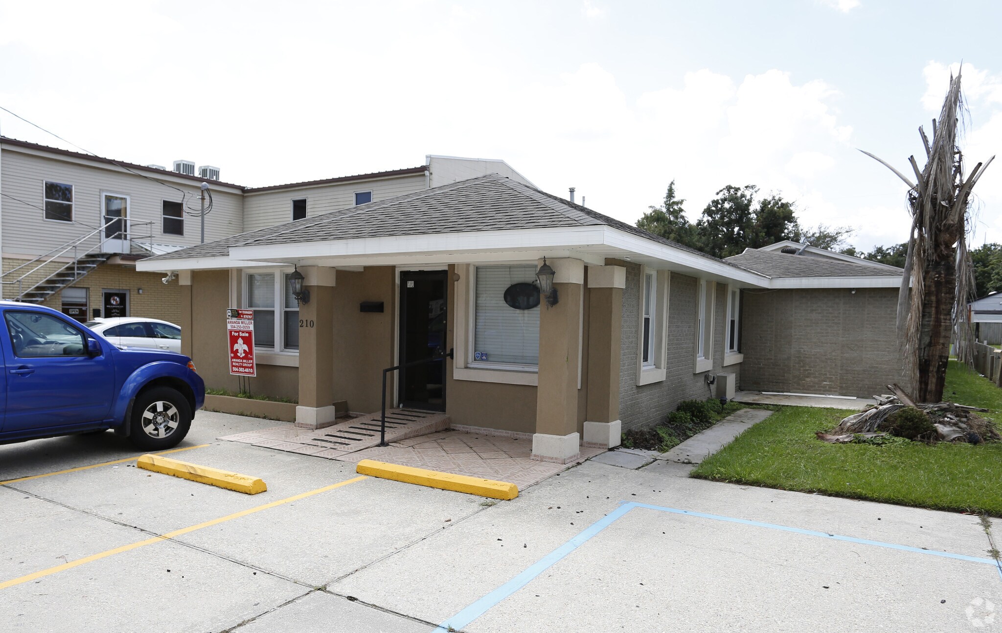 210 W Judge Perez Dr, Chalmette, LA for sale Primary Photo- Image 1 of 1