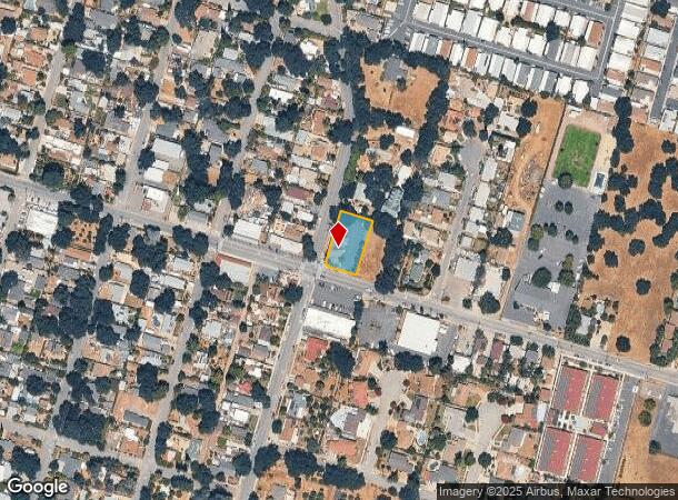  106 E El Roblar Dr, Ojai, CA Parcel Map