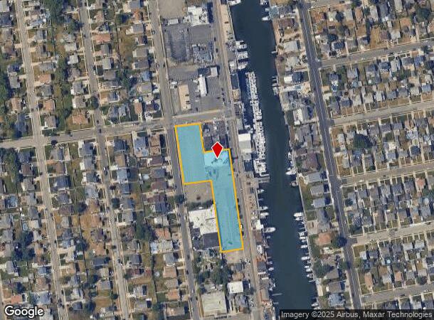  202 Woodcleft Ave, Freeport, NY Parcel Map
