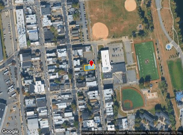 109 E 4Th St, Clifton, NJ Parcel Map