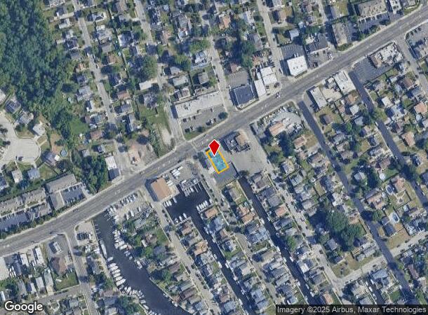 501 W Montauk Hwy, Lindenhurst, NY Parcel Map