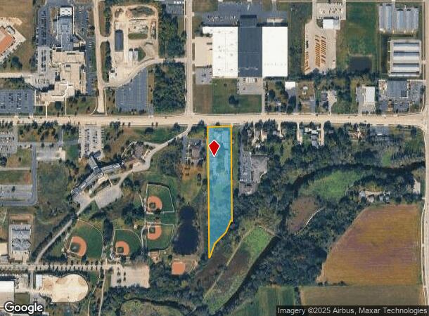  825 E Washington St, West Bend, WI Parcel Map