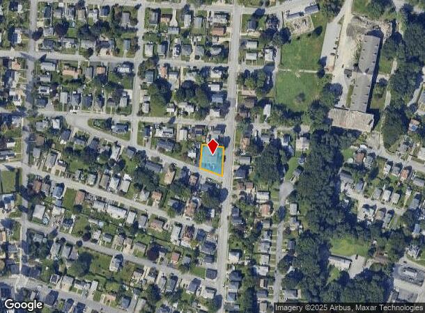  581 Laurel Hill Ave, Cranston, RI Parcel Map
