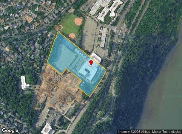 900 Sylvan Ave, Englewood Cliffs, NJ Parcel Map