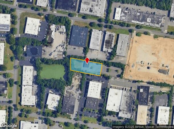  135 Engineers Rd, Hauppauge, NY Parcel Map
