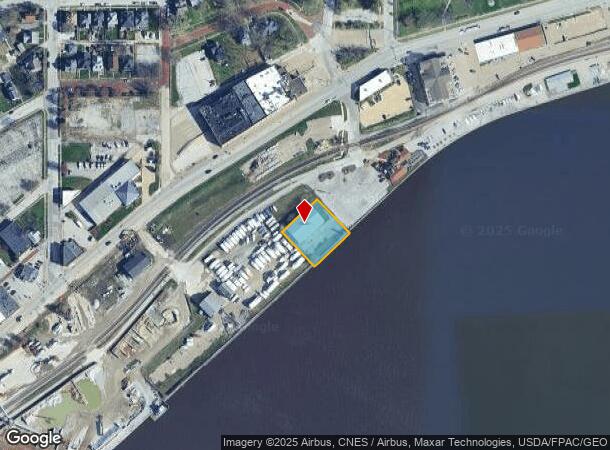  1065 E River Dr, Davenport, IA Parcel Map