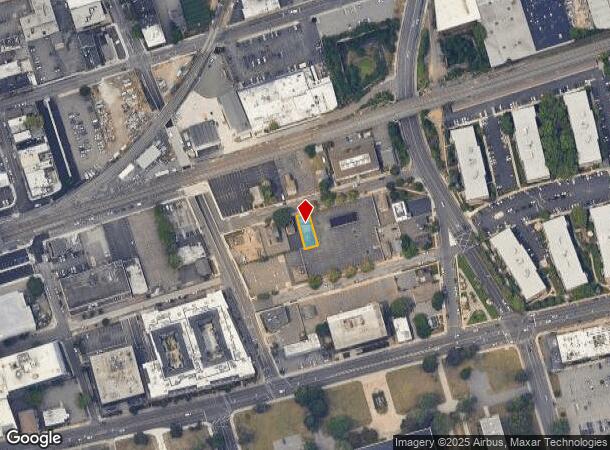  121 Front St, Mineola, NY Parcel Map