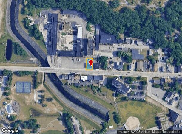 368 E School St, Woonsocket, RI Parcel Map