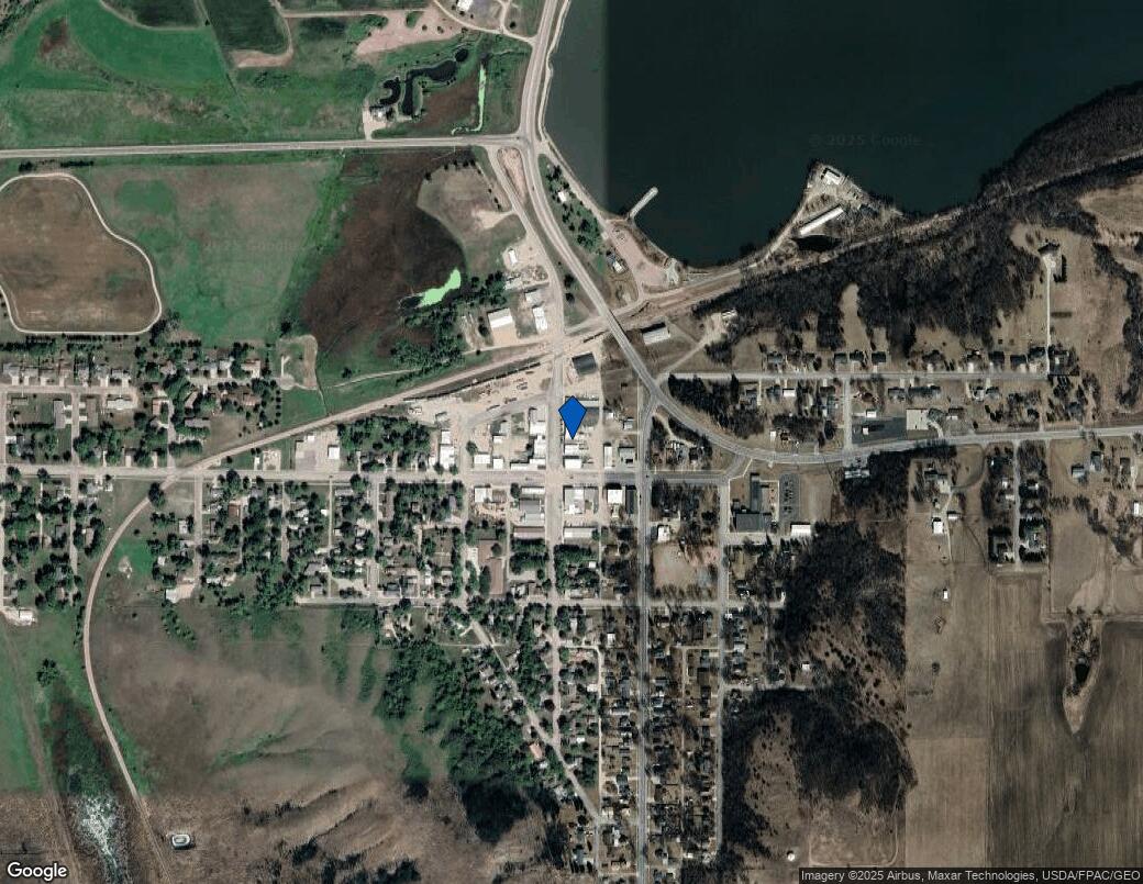 114 Center St N, Lake Benton, MN, 56149 Bar Property For Sale