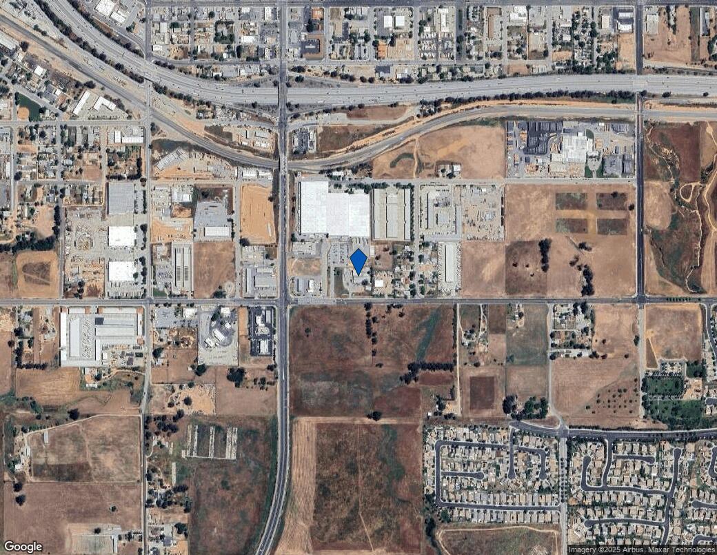 550 E 1st St, Beaumont, CA, 92223 Service Property For Sale