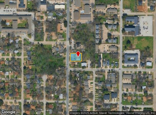  805 N Oak St, Arlington, TX Parcel Map