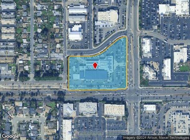  7055 N Palm Ave, Fresno, CA Parcel Map