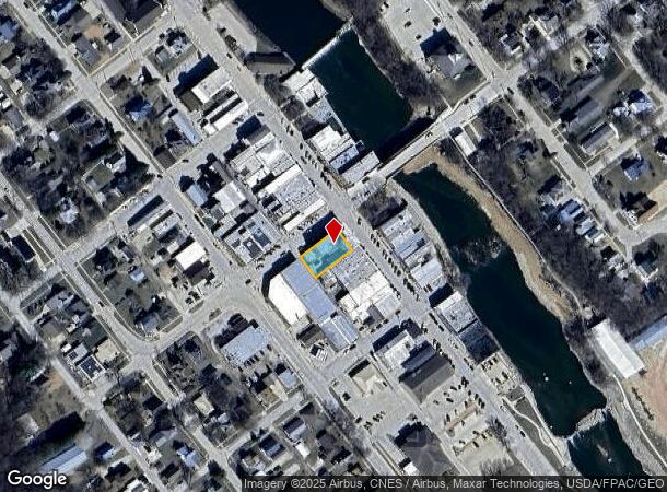 102 S Main St, Elkader, IA Parcel Map