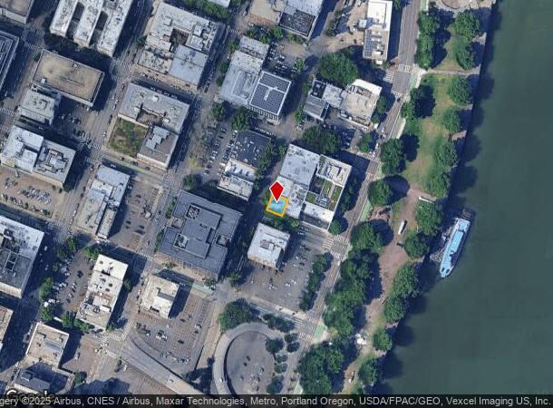 240 Sw 1St Ave, Portland, OR Parcel Map