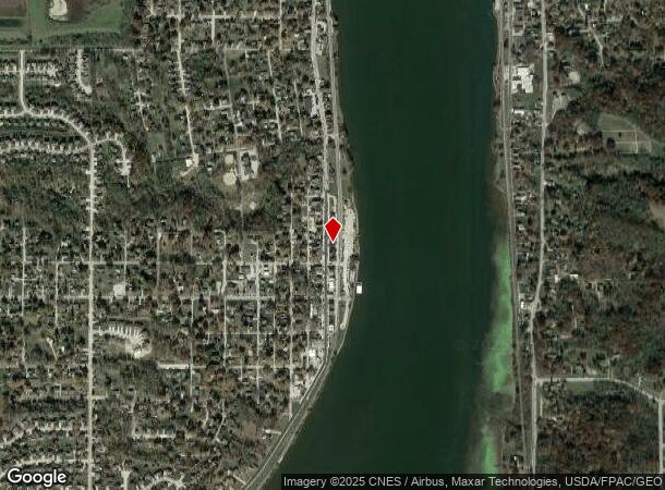  217 N Cody Rd, Le Claire, IA Parcel Map