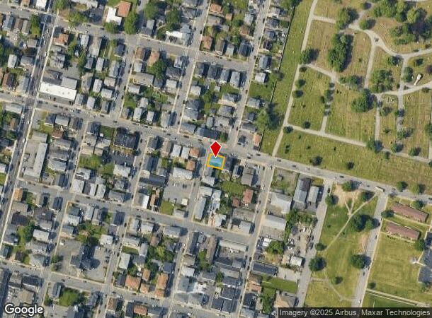  977 Locust St, Fall River, MA Parcel Map