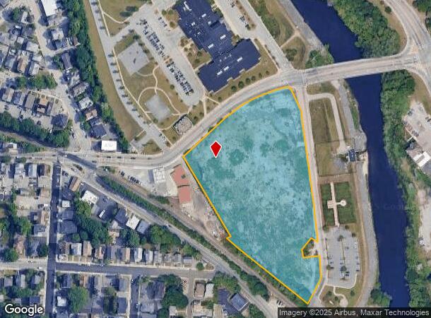 153 Hamlet Ave, Woonsocket, RI Parcel Map
