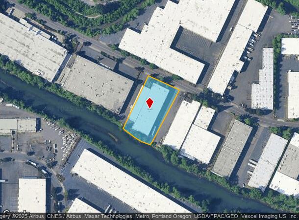 2524 Ne Riverside Way, Portland, OR Parcel Map