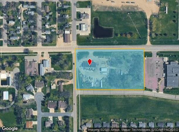 305 E Derrynane St, Le Center, MN Parcel Map