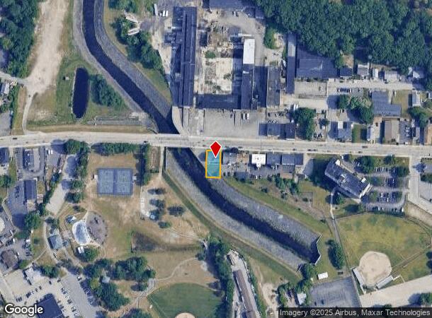 315 E School St, Woonsocket, RI Parcel Map