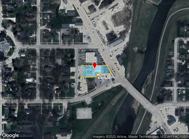  211 College Dr, Decorah, IA Parcel Map