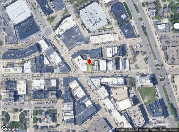 135 E Maple Rd, Birmingham, MI Parcel Map