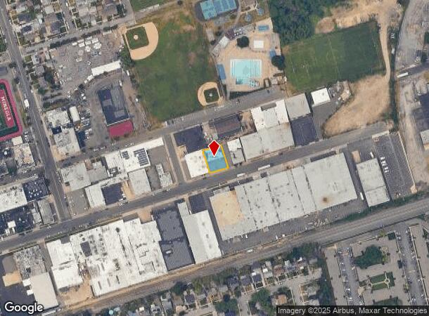  208 E 2Nd St, Mineola, NY Parcel Map