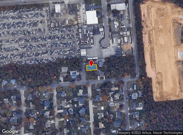 18 Peconic Ave, Medford, NY Parcel Map