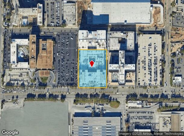  5757 W Century Blvd, Los Angeles, CA Parcel Map