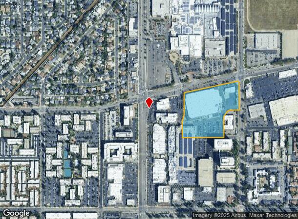  21800 Victory Blvd, Woodland Hills, CA Parcel Map