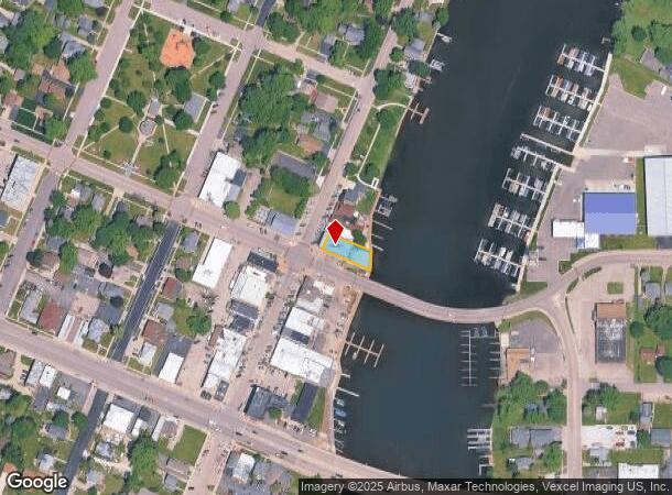 1402 N Riverside Dr, Mchenry, IL Parcel Map