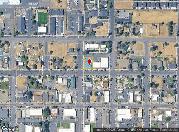 102 E Main Ave, Sisters, OR Parcel Map