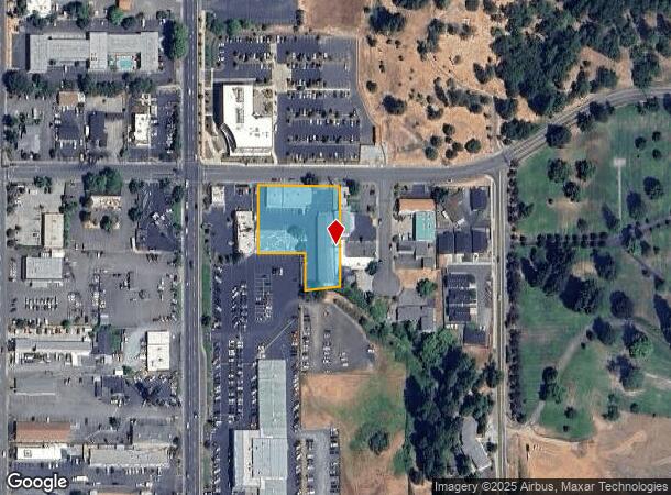  225 Ne Hillcrest Dr, Grants Pass, OR Parcel Map