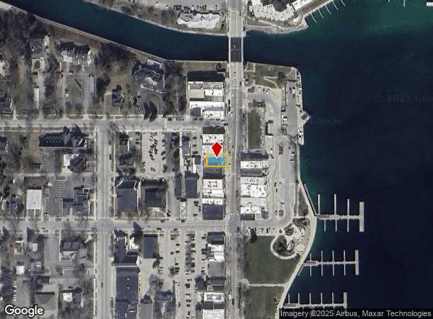 211 Bridge St, Charlevoix, MI Parcel Map