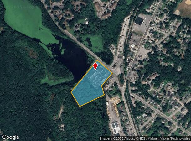  670 Linwood Ave, Whitinsville, MA Parcel Map